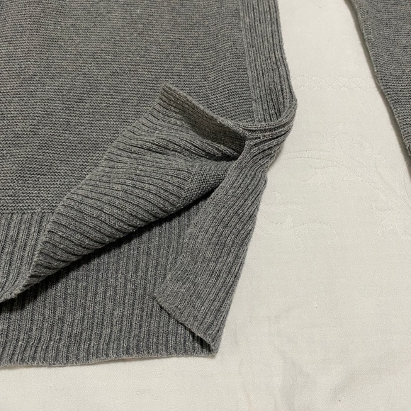 J. Crew Factory Gray Women's Long Sleeve Crewneck Sweater Size Small - Picture 5 of 10